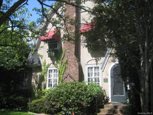 166 SOUTHARD AVE, ROCKVILLE CENTRE, NY 11570 - Image f789ded2bce9b8ab72777020e381d897/454904057