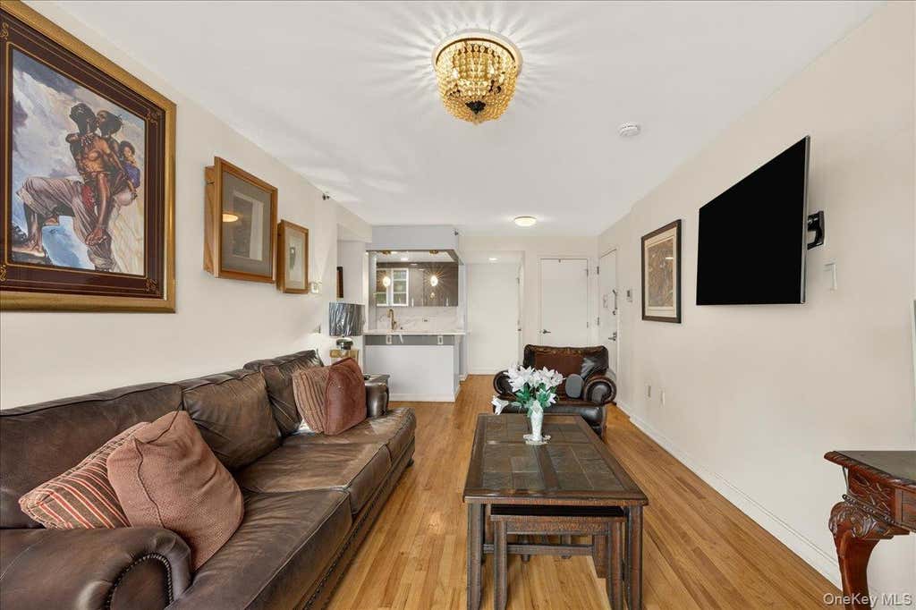 Photo of 775 Lafayette Avenue #8E, Brooklyn, NY 11221 (MLS # 1036654)