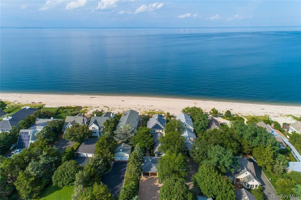 216 Asharoken Avenue