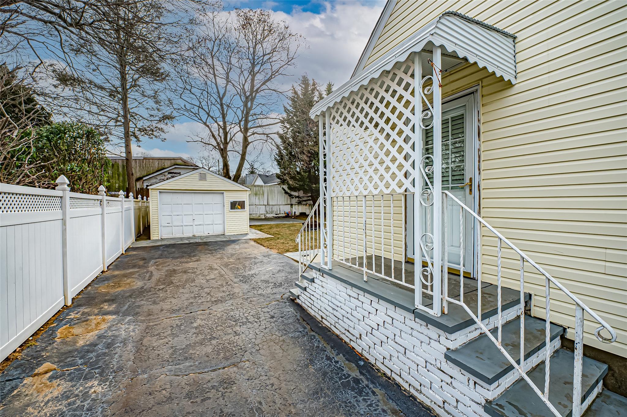 24 Bogart Street, Huntington, New York image 31