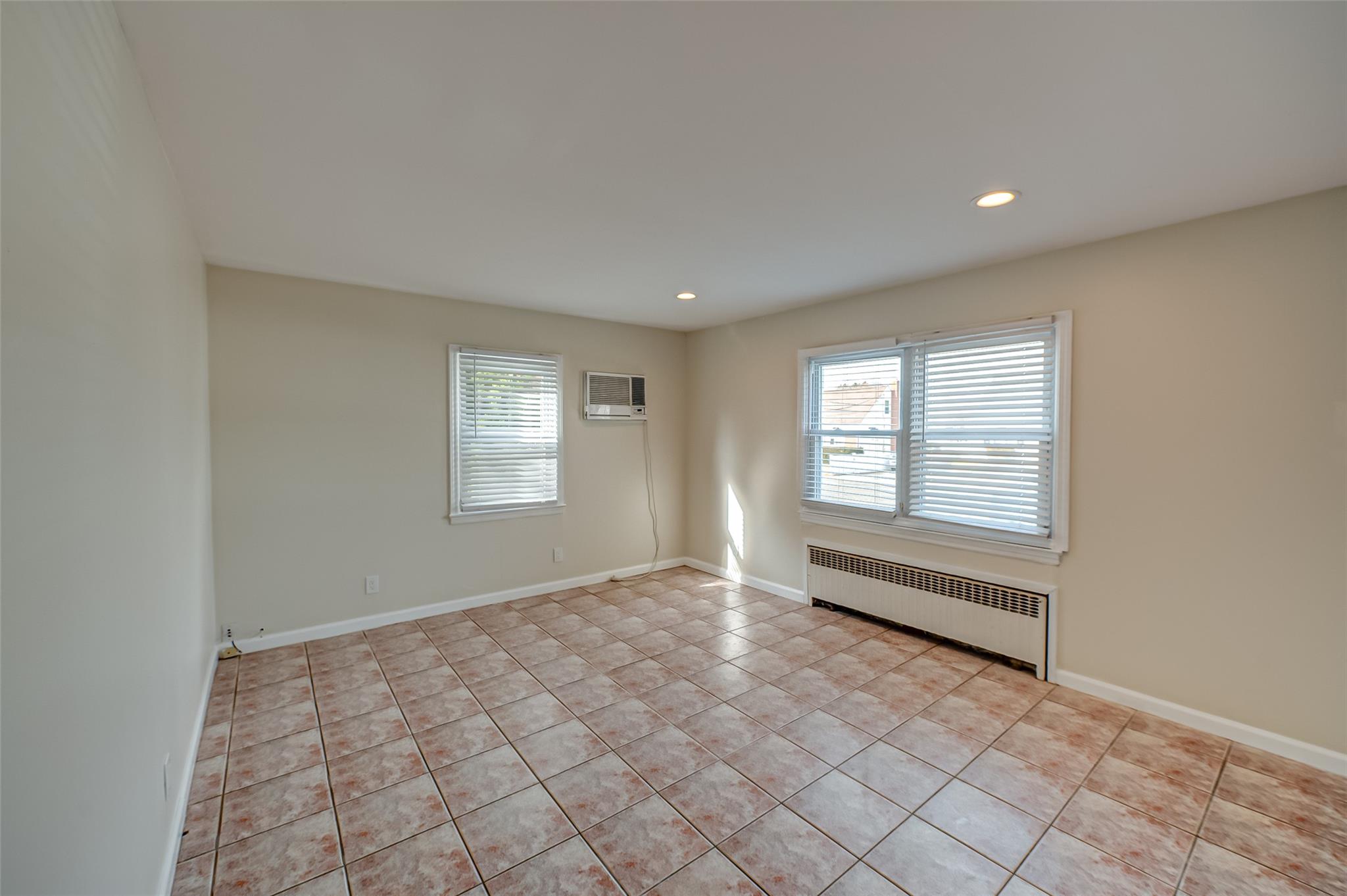 24 Bogart Street, Huntington, New York image 5
