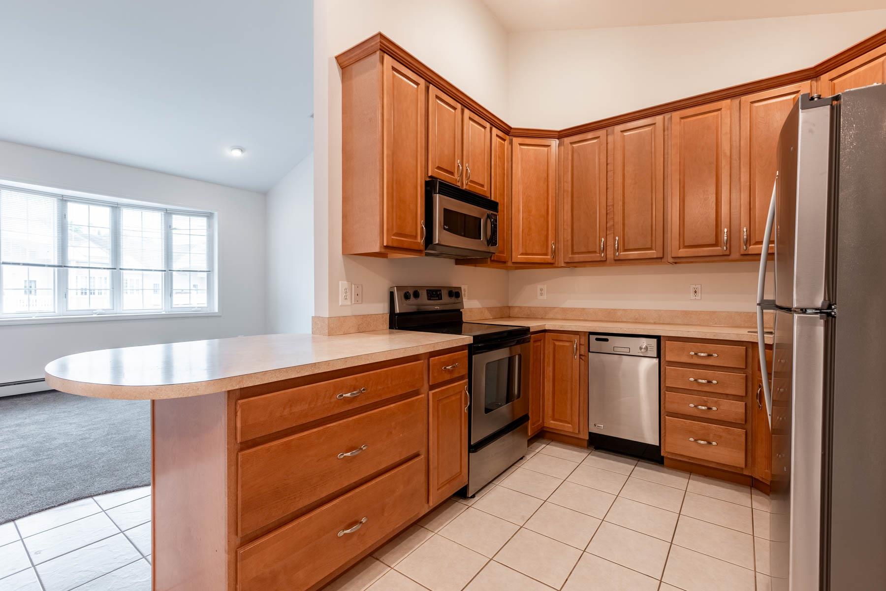 26 Sarah Court, Amityville, New York image 2