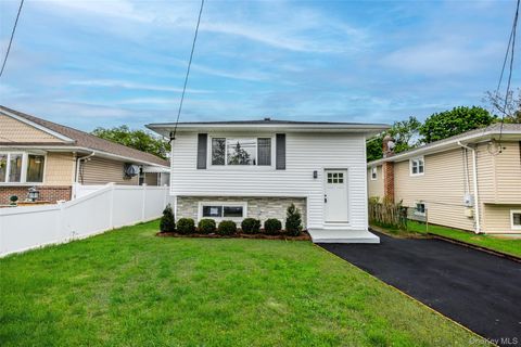 Homes For Sale - 66 4th Avenue<br/> Westbury, NY 11590