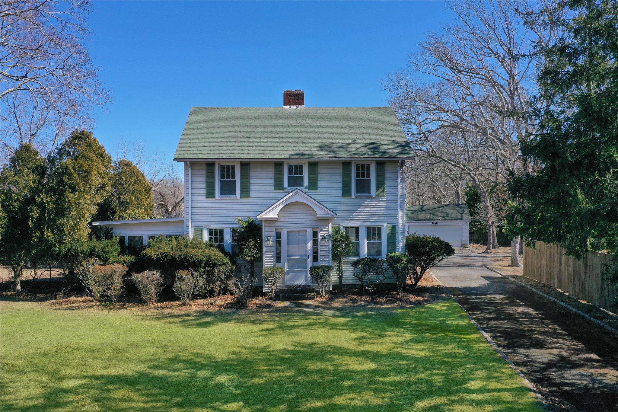 12 Summit Boulevard, Westhampton, New York image 14