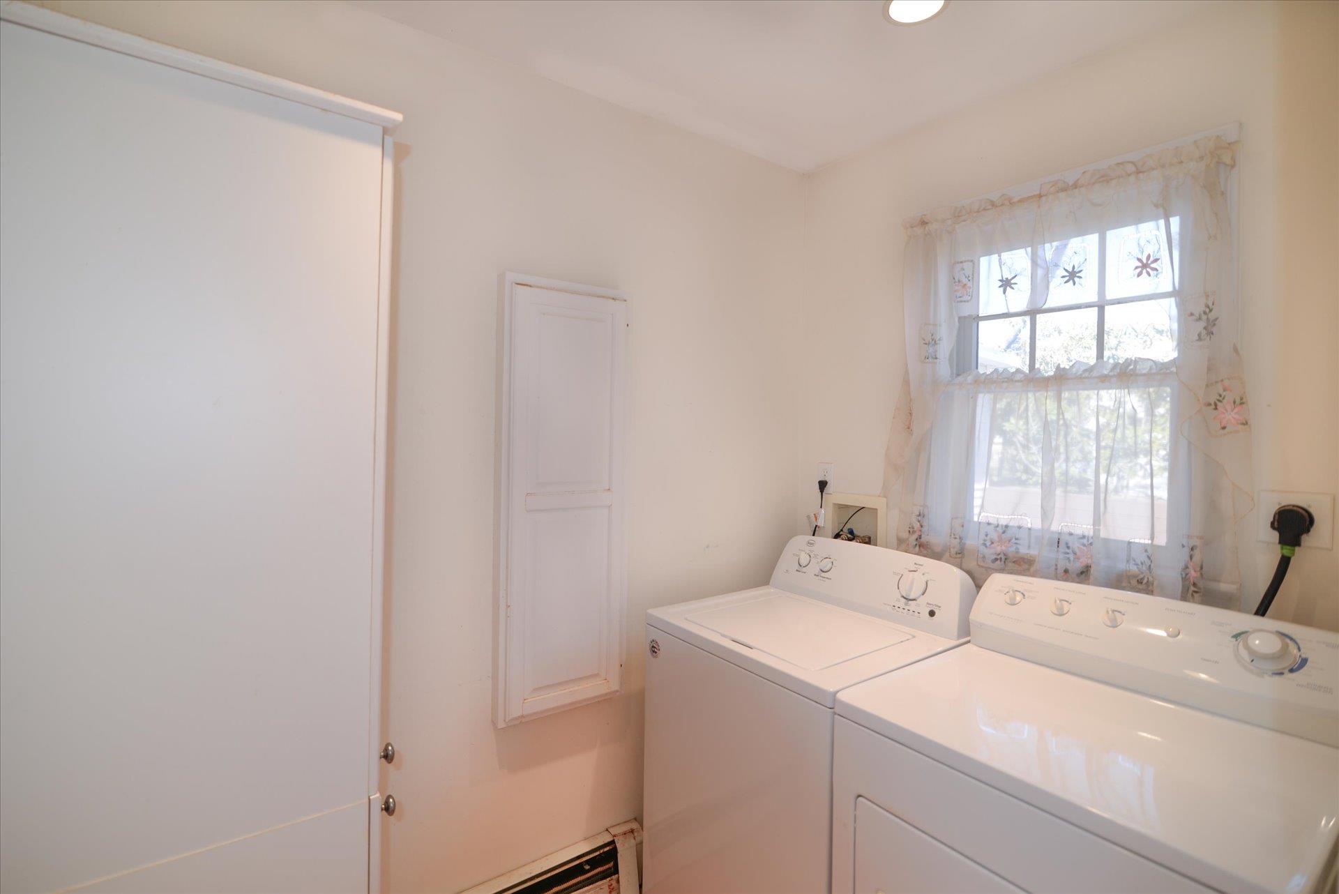 12 Summit Boulevard, Westhampton, New York image 11