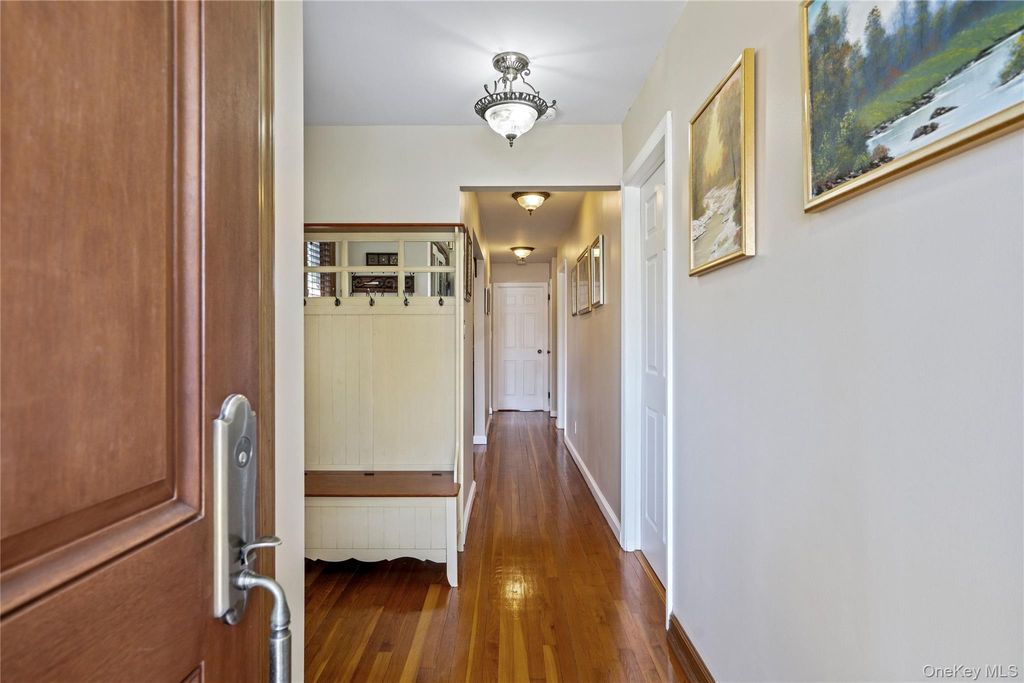 Photo of 1500 Wagner Street, Wantagh, NY 11793 (MLS # 975936)