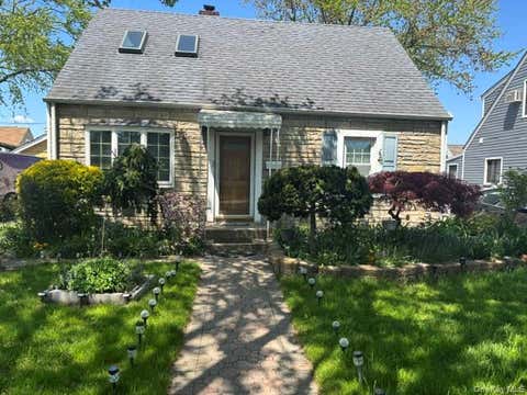 Homes For Sale - 75 Peninsula Boulevard<br/> Valley Stream, NY 11581