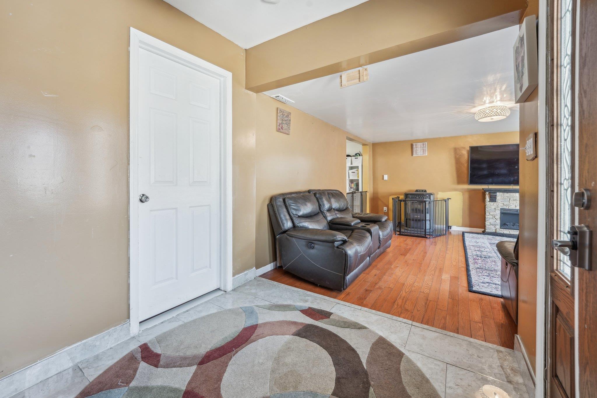 5 Lark Street, Washingtonville, New York image 4