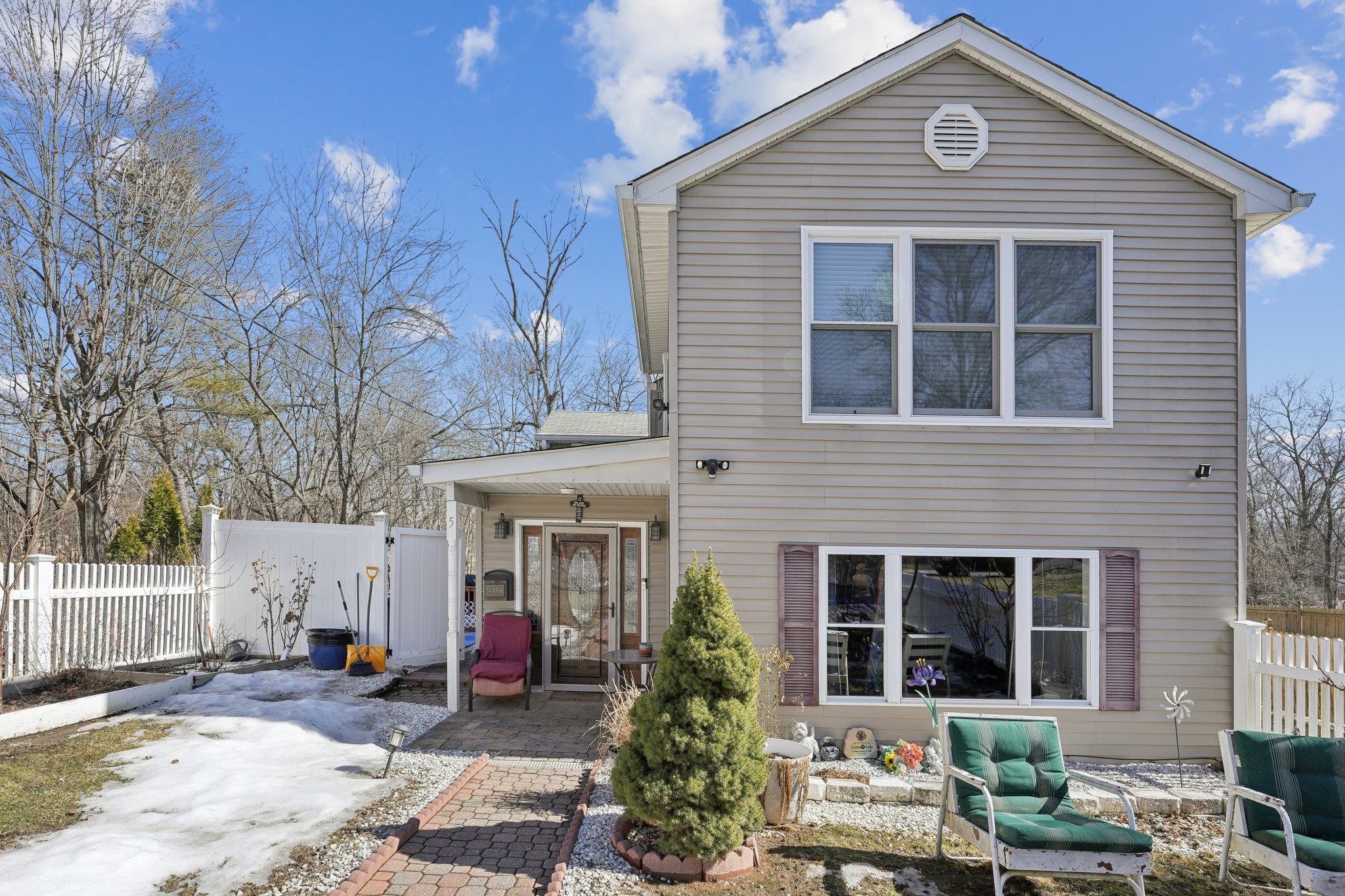 5 Lark Street, Washingtonville, New York image 2
