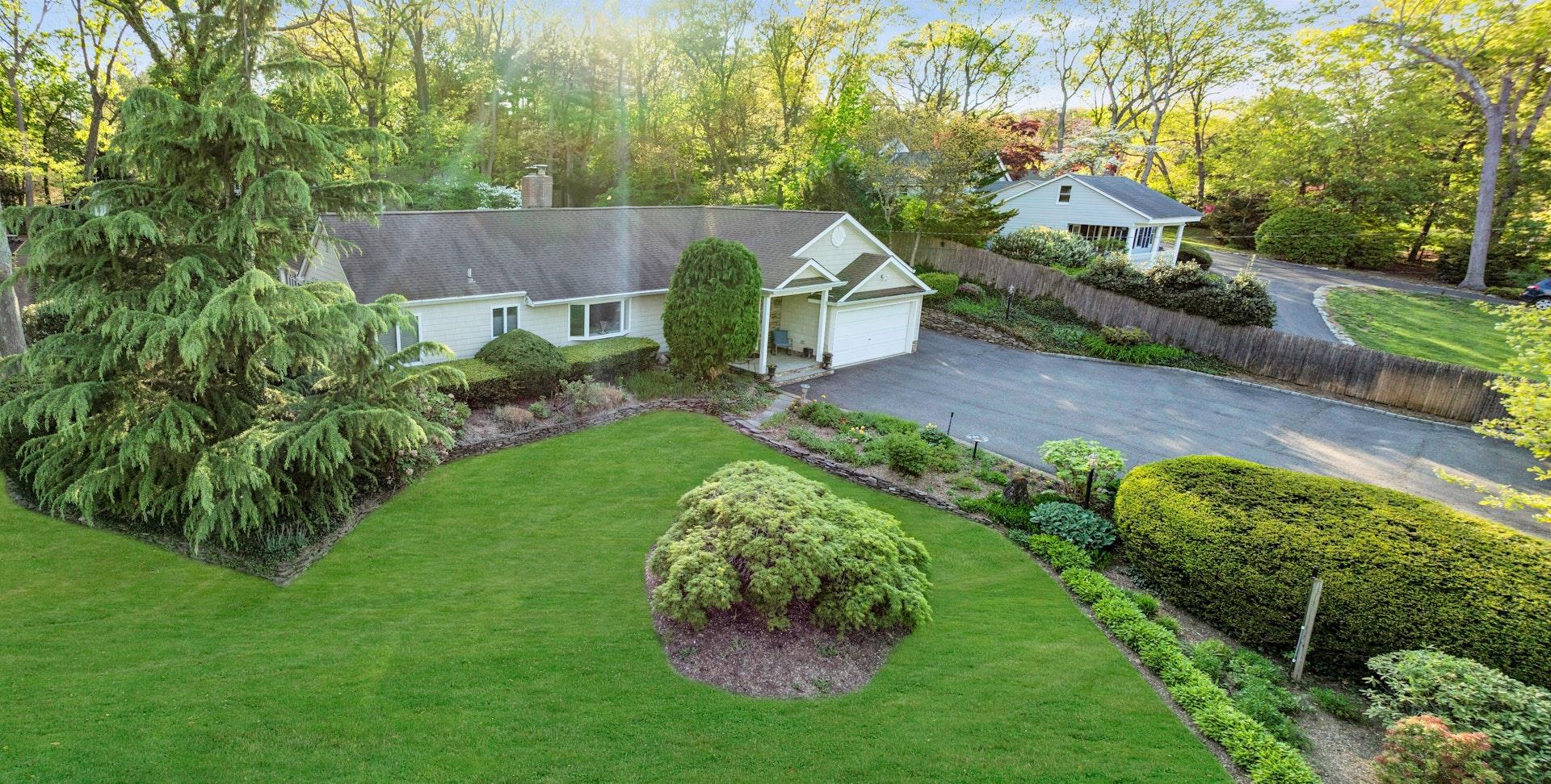 205 Stony Hollow Road, Greenlawn, New York image 32