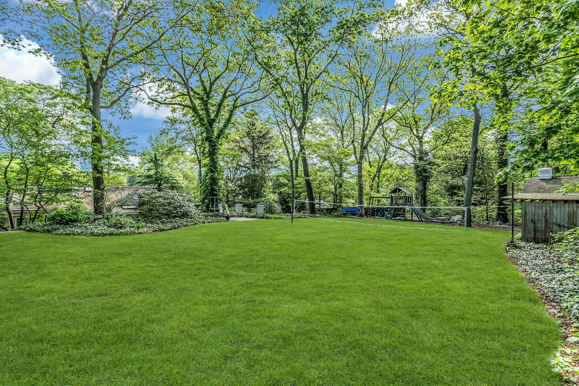 205 Stony Hollow Road, Greenlawn, New York image 36
