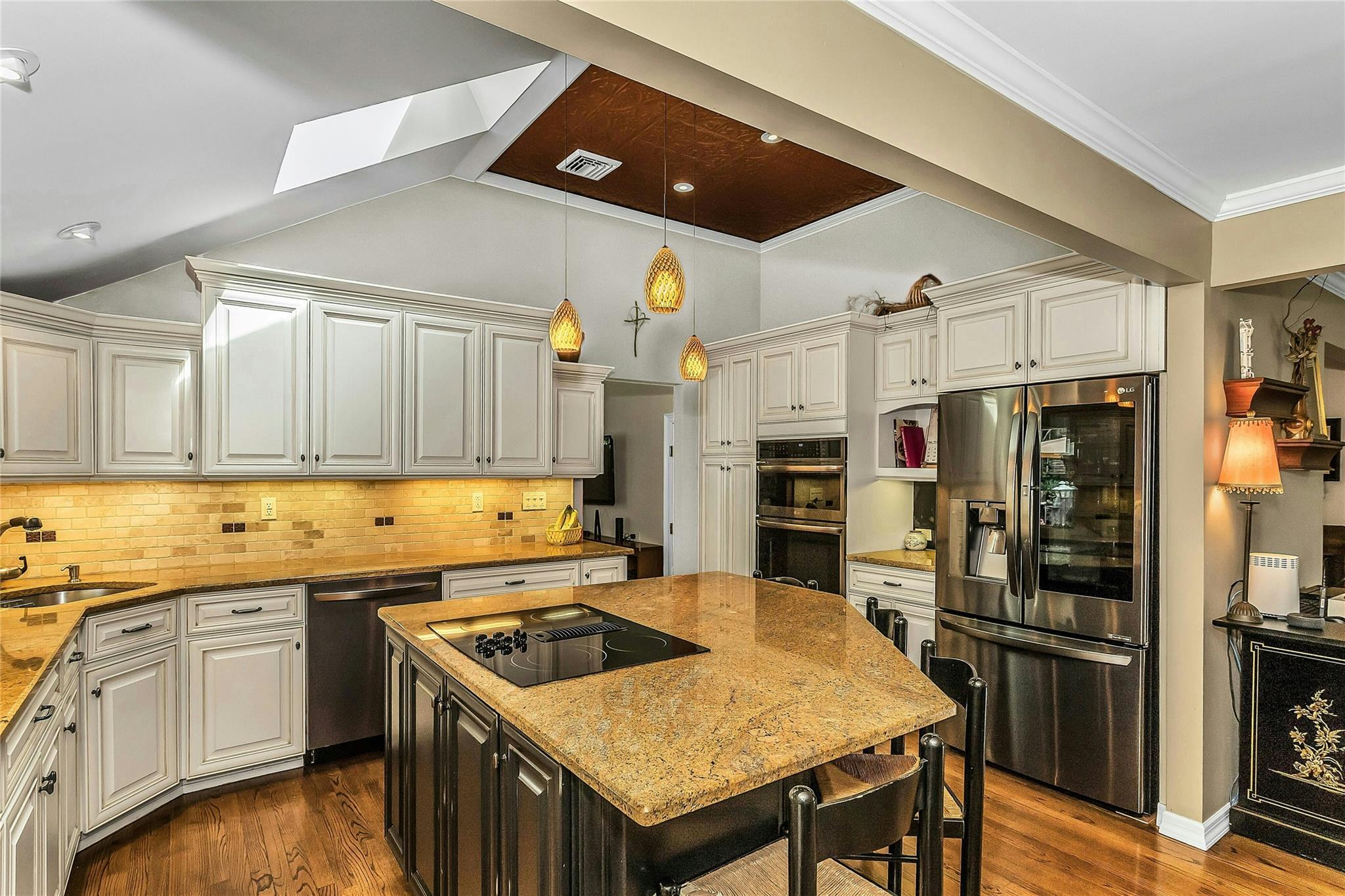205 Stony Hollow Road, Greenlawn, New York image 5