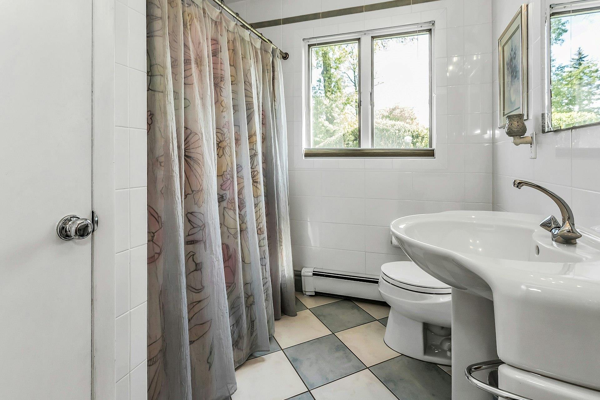 205 Stony Hollow Road, Greenlawn, New York image 23