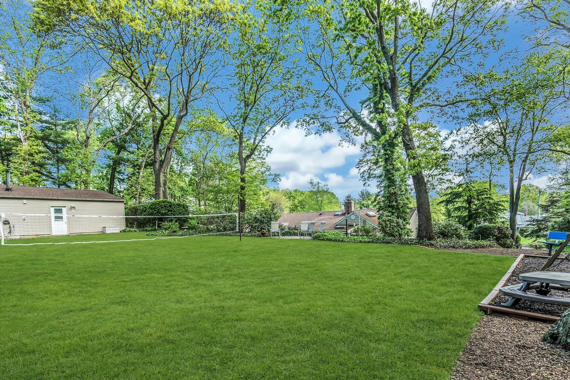 205 Stony Hollow Road, Greenlawn, New York image 29