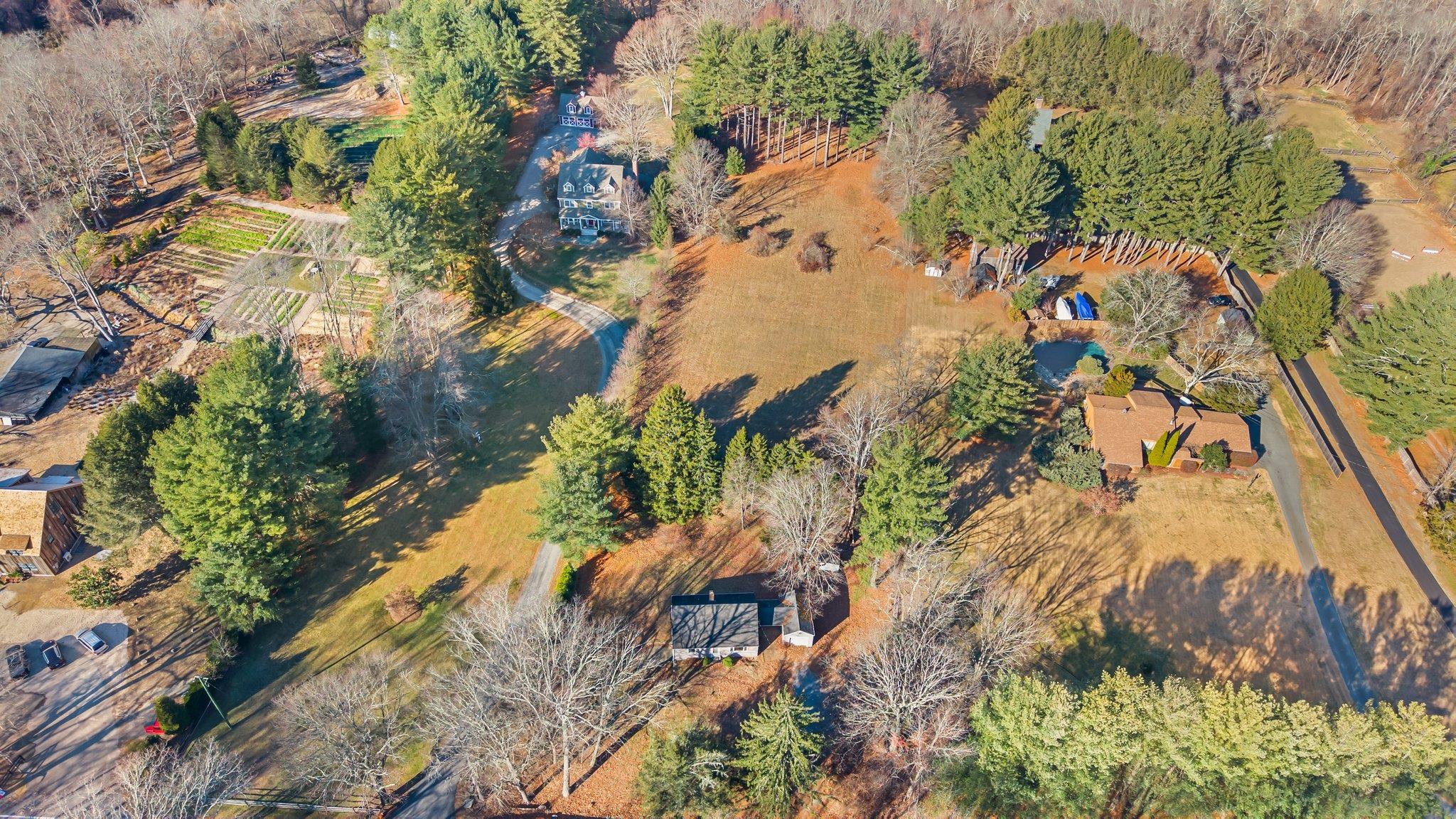 217 SW Greenwich Road, Bedford, New York image 3