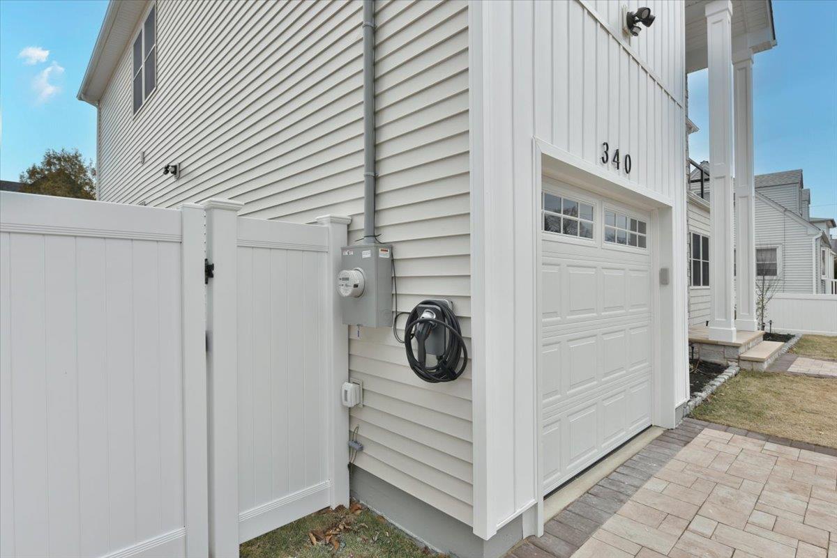 340 Starke Avenue, East Meadow, New York image 40