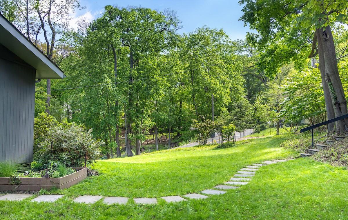 80 Colonial Avenue, Dobbs Ferry, New York image 24