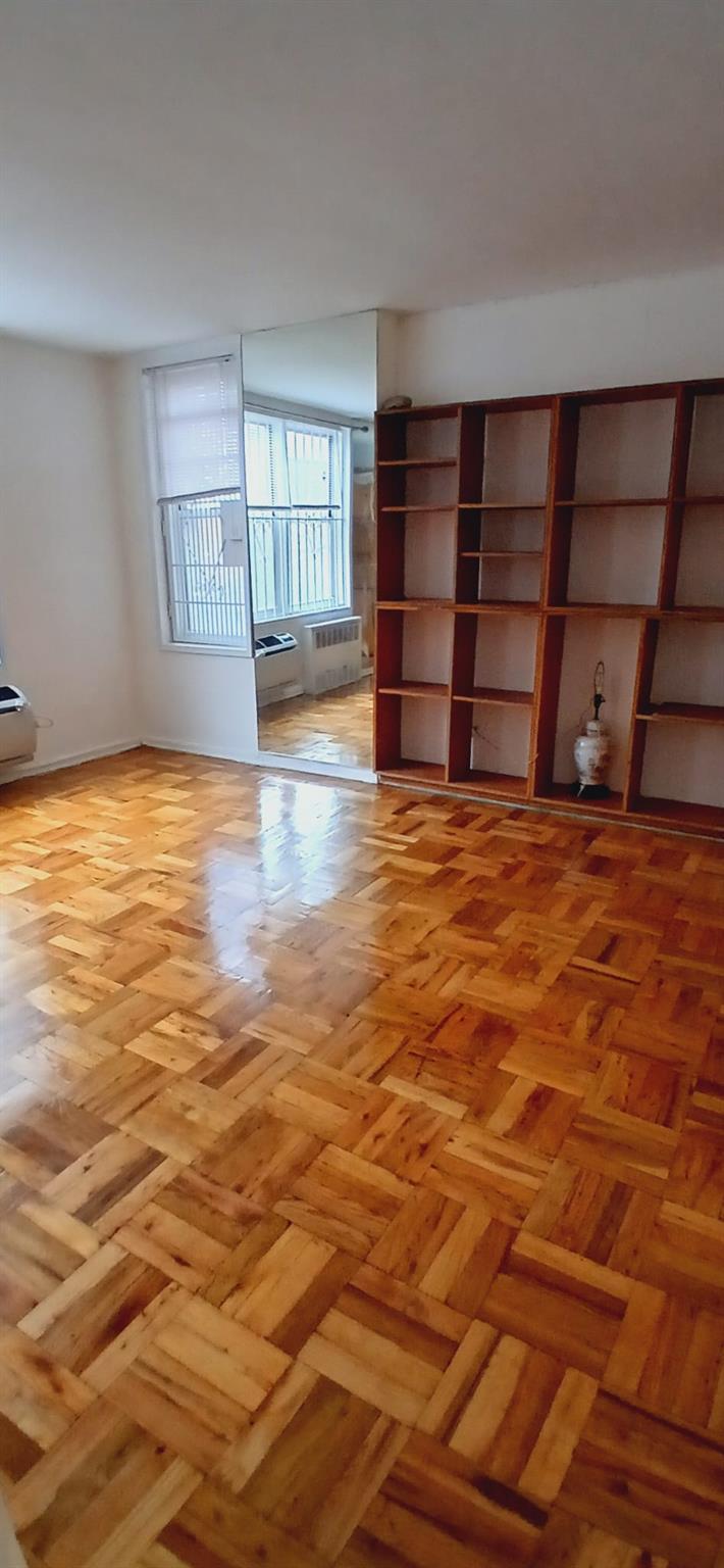 50-15 39 Street #1G, Sunnyside, New York image 6