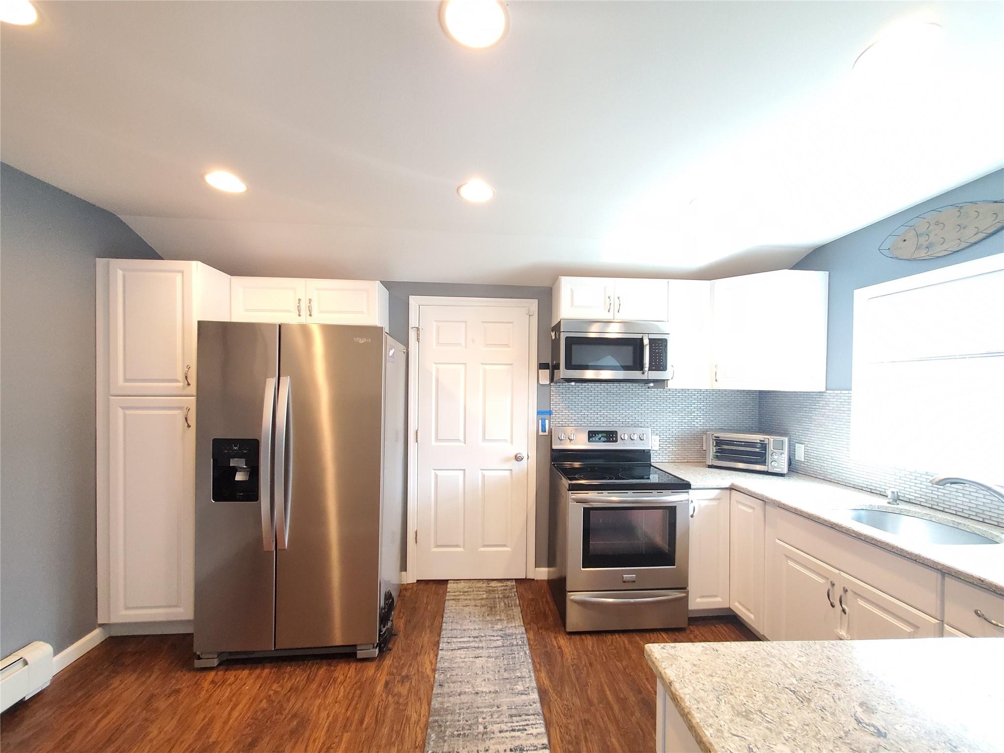 95 Lake Promenade, Ronkonkoma, New York image 5
