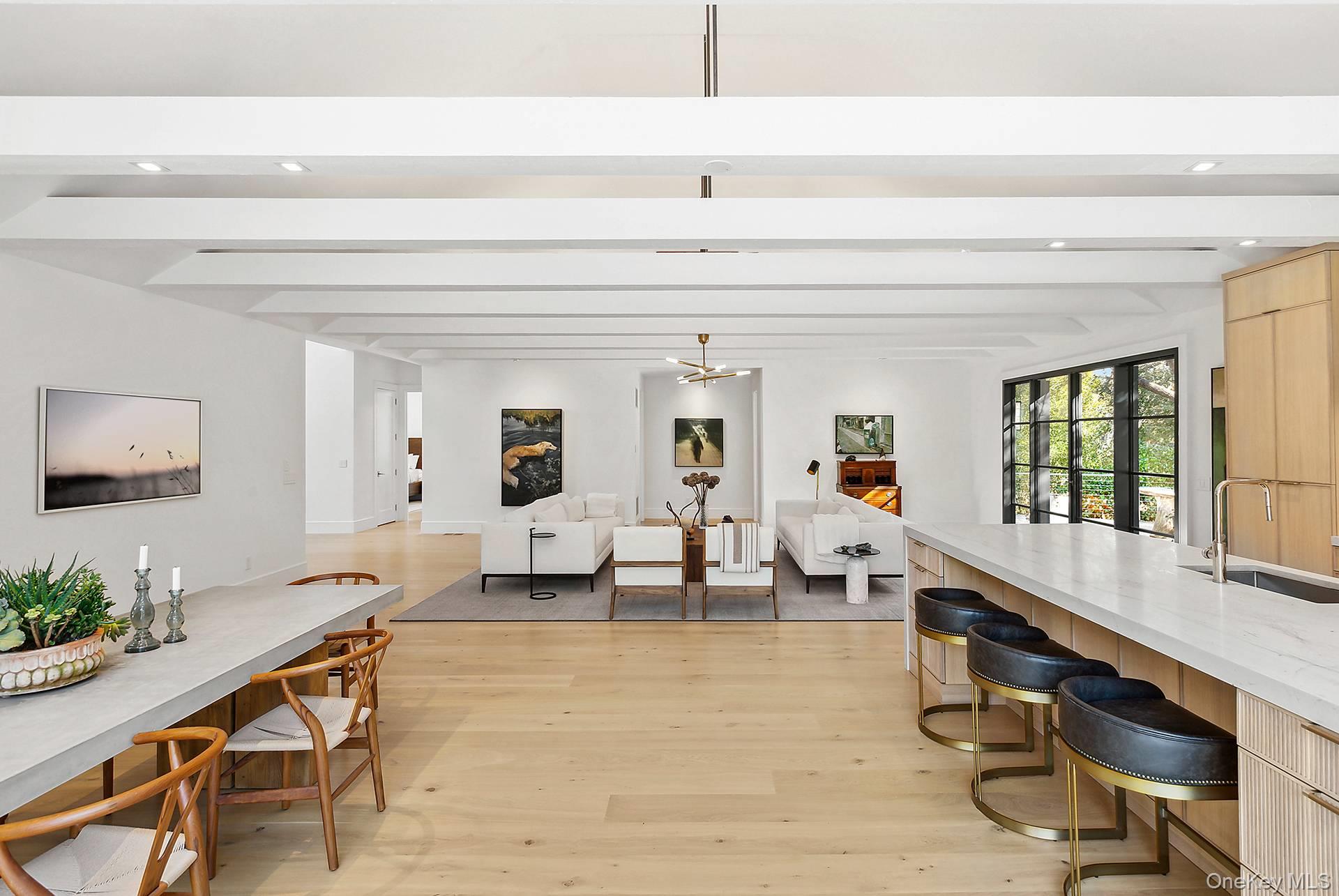 9 Schwenks Road