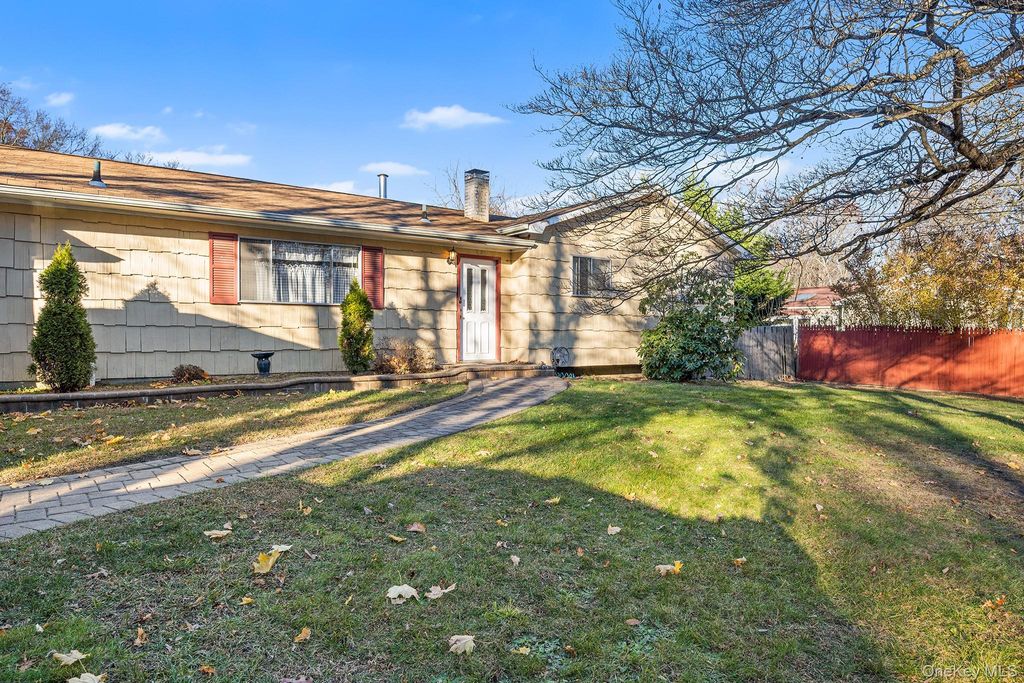 Photo of 351 Atlantic Street, Central Islip, NY 11722 (MLS # 930435)