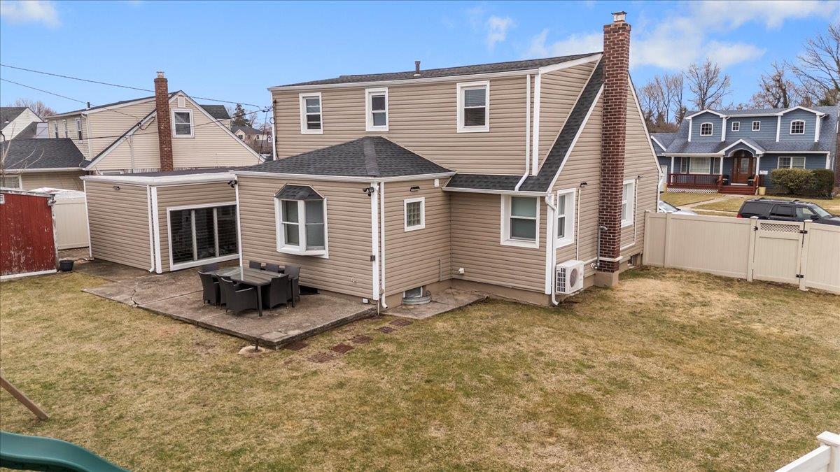 22 Jerome Avenue, Oyster Bay, New York image 32