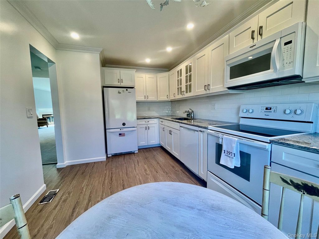 Photo of 2555 Youngs Avenue #17D, Southold, NY 11971 (MLS # 927213)