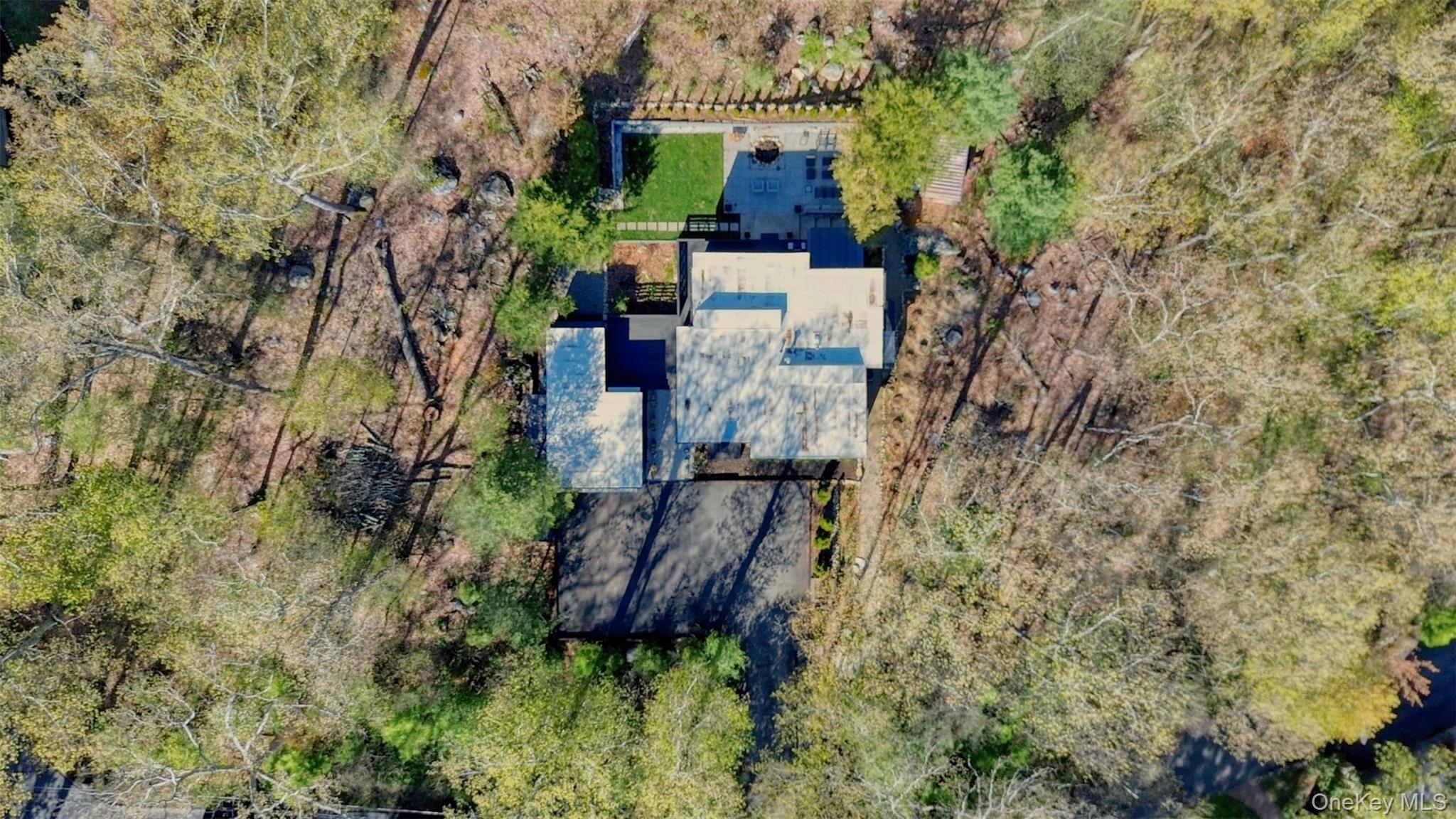 20 Fawn Hill Road