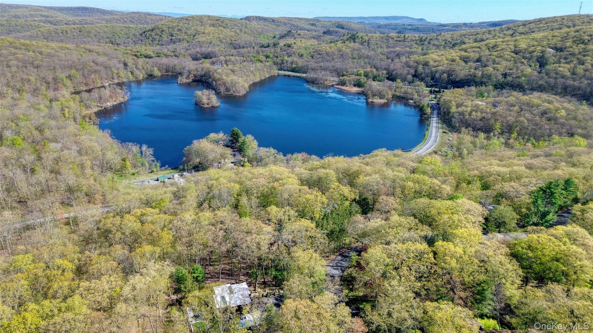 20 Fawn Hill Road