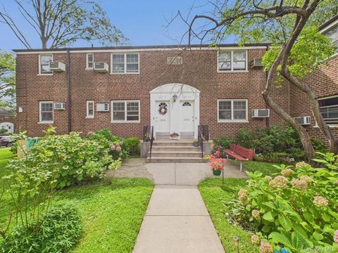 Photo of 251-11 60th Ave Ave #1, Little Neck, NY 11362 (MLS # 929345) Photo of 251-11 60th Ave Ave #1, Little Neck, NY 11362 (MLS # 929345)