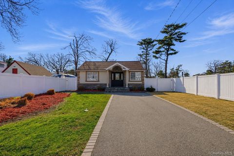 108 4th Street Brentwood NY 11717