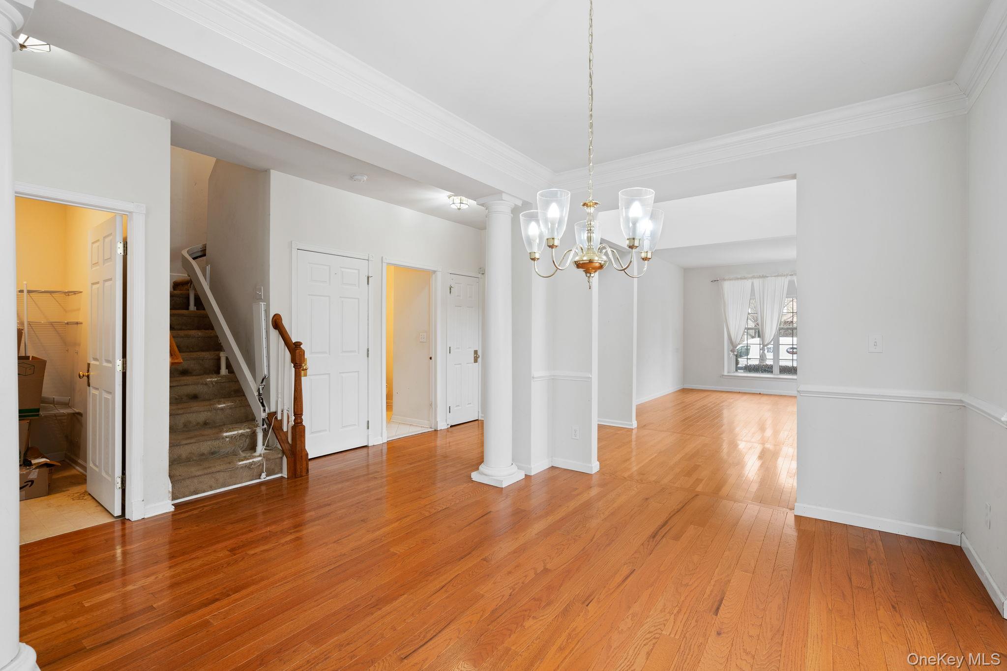 947 Huntington Drive