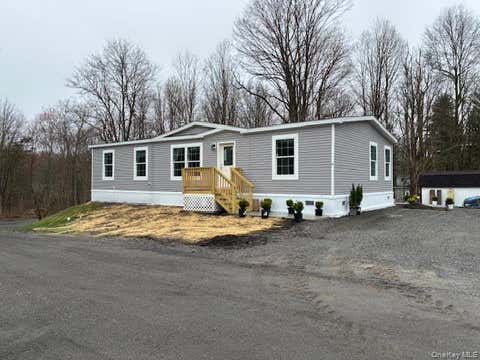 Mobile Home For Sale - 1450 Route 376 #7<br/> Wappingers Falls, NY 12590