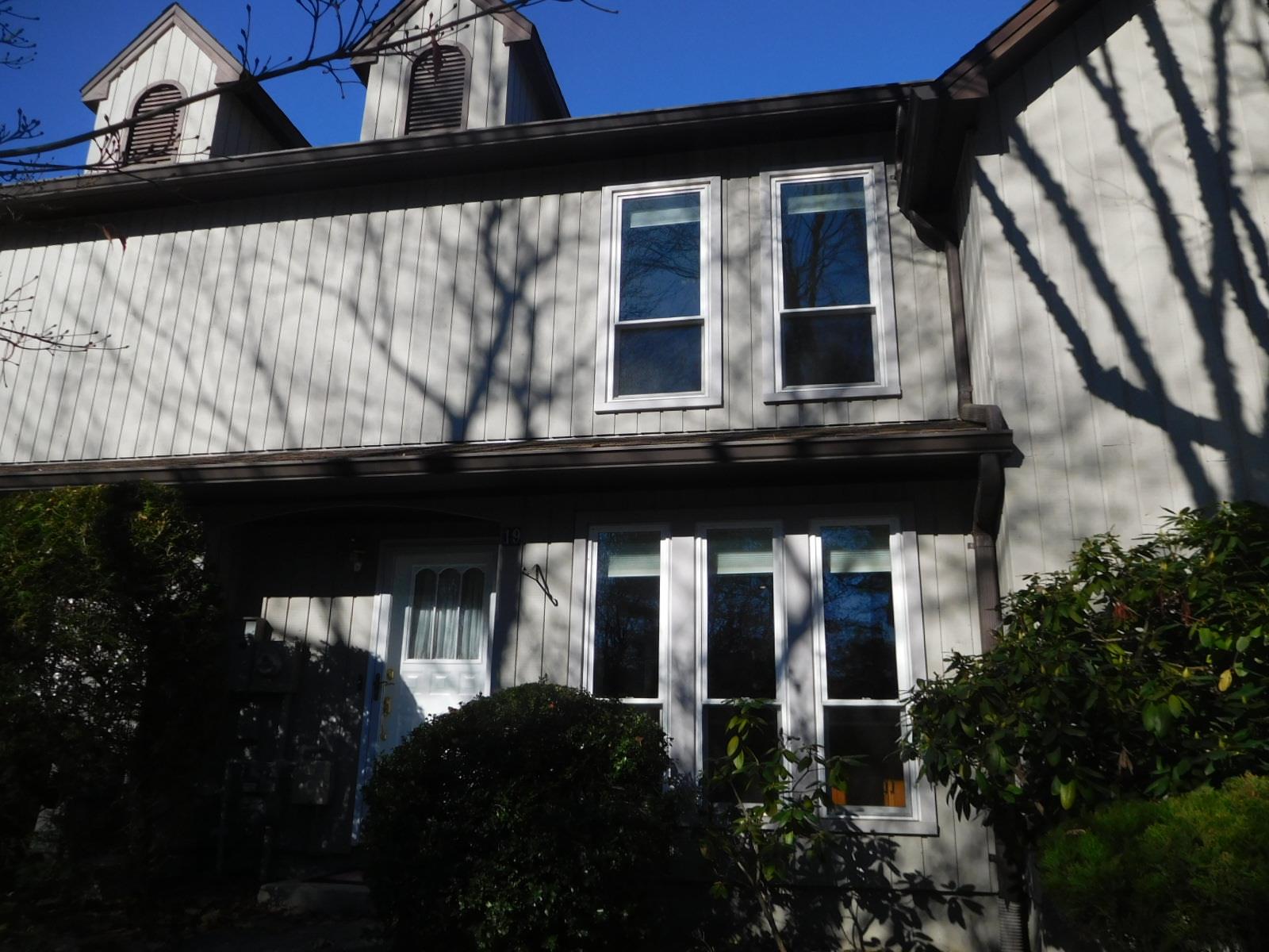 19 Villa Drive #19, Peekskill, New York image 2