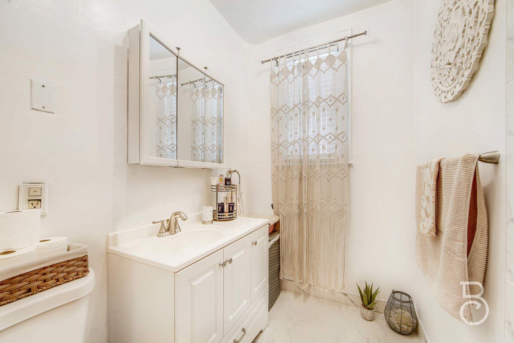 46-10 28th Avenue, Astoria, New York image 6
