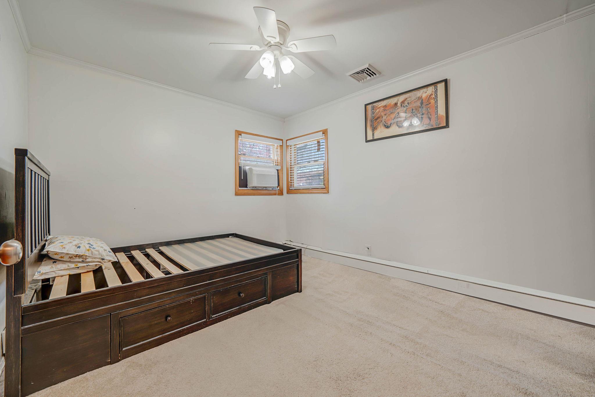 3639 Farmranch Road, Bethpage, New York image 32