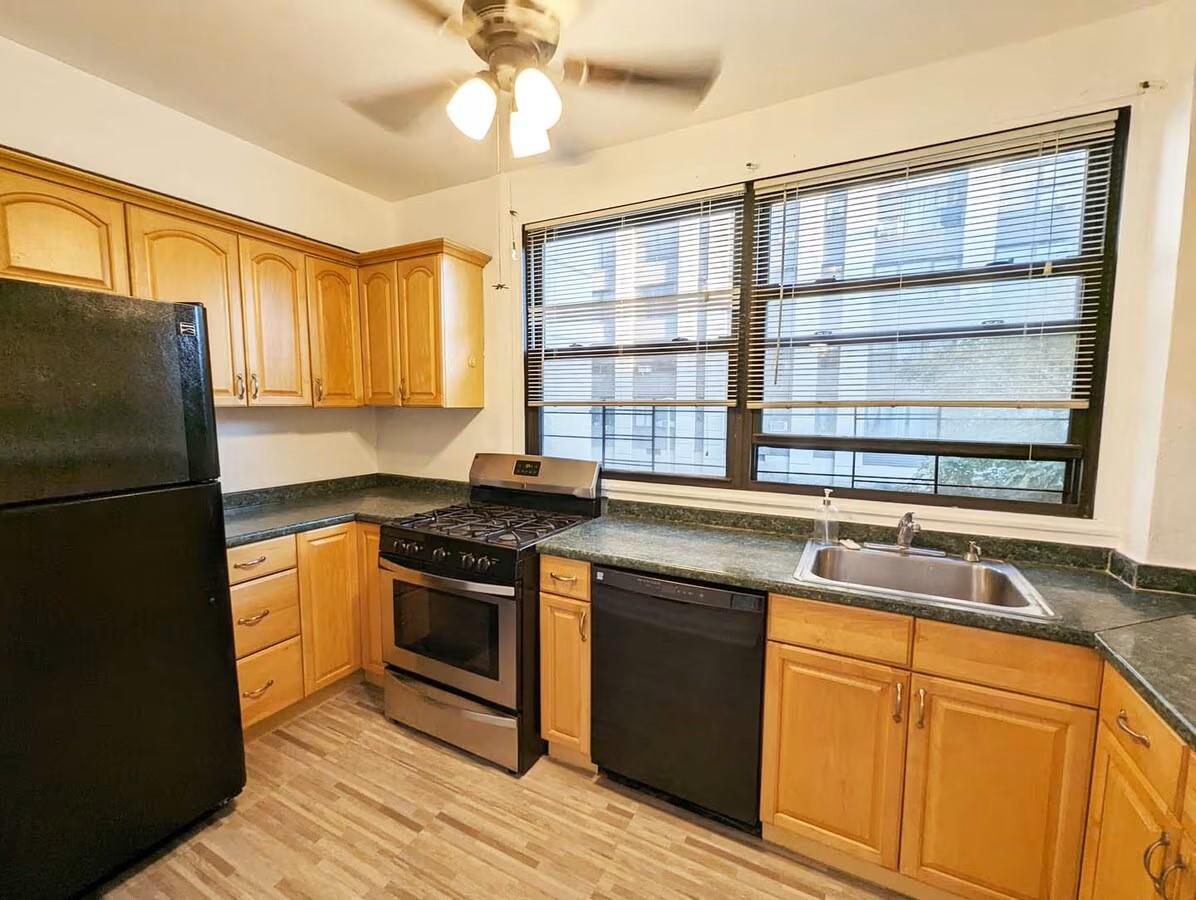 98-22 63rd Drive #2B, Rego Park, New York image 11