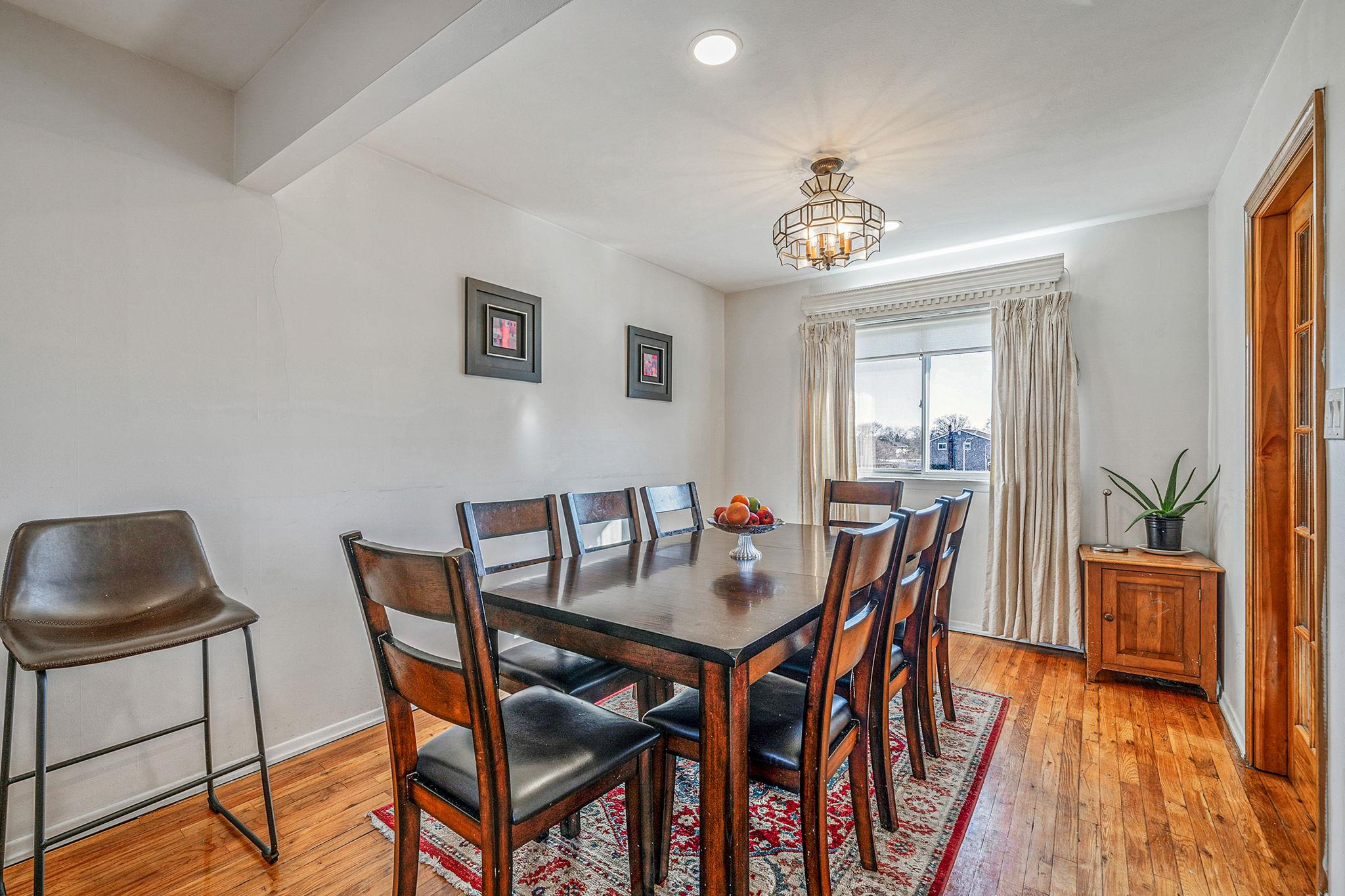 78 Crossway Drive, Deer Park, New York image 11