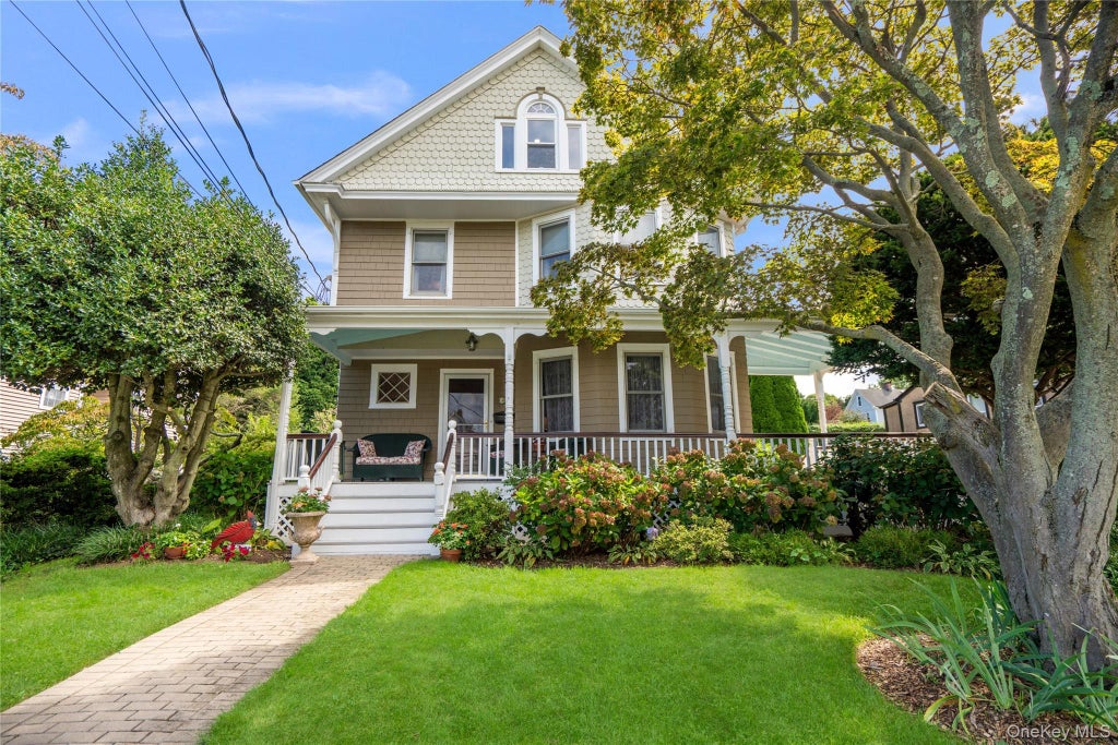 Photo of 43 Kellogg Street, Oyster Bay, NY 11771 (MLS # 1026156)
