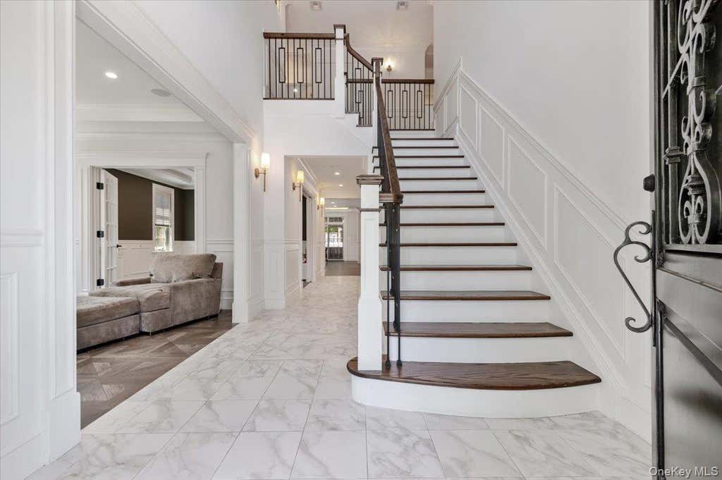 Photo of 66 Liberty Avenue, Rockville Centre, NY 11570 (MLS # 1016865)