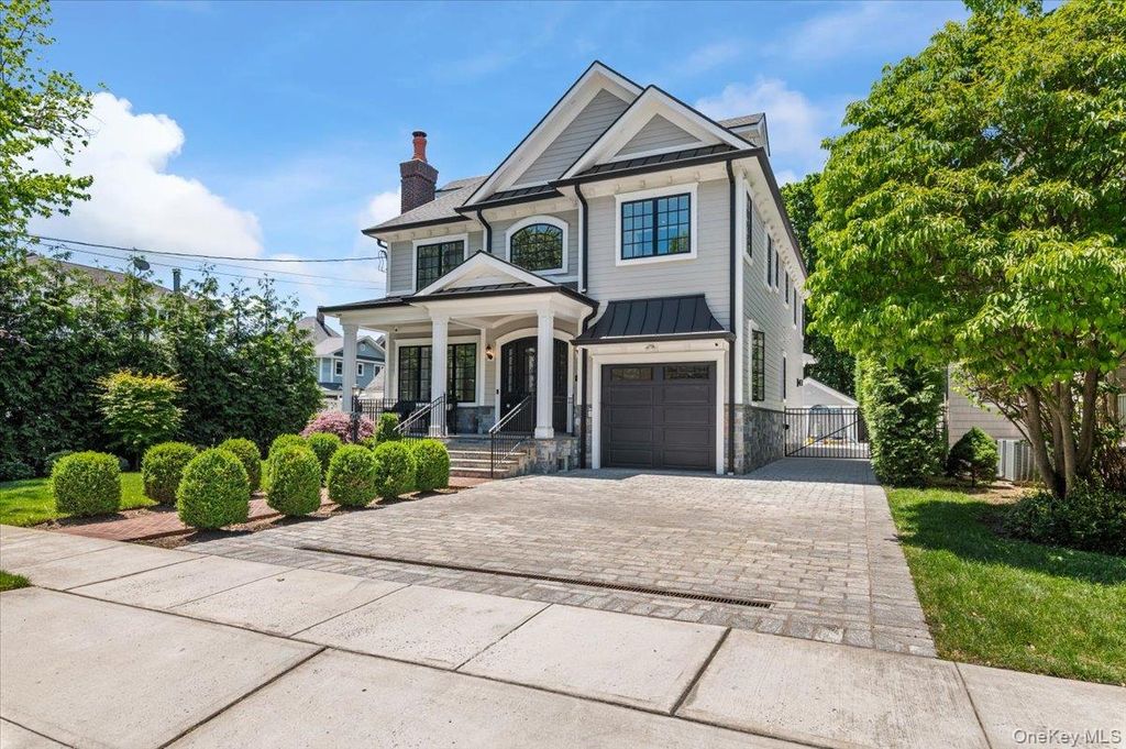 Photo of 66 Liberty Avenue, Rockville Centre, NY 11570 (MLS # 1016865)