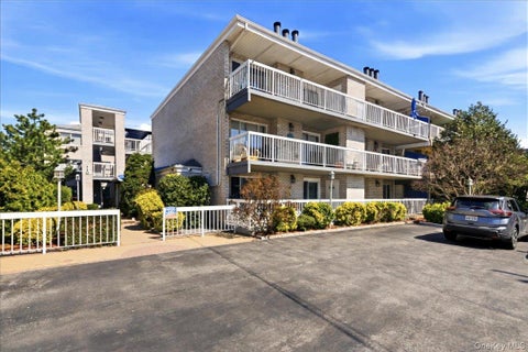 Condo For Sale - 540 Ellsworth Avenue #D2<br/> Bronx, NY 10465