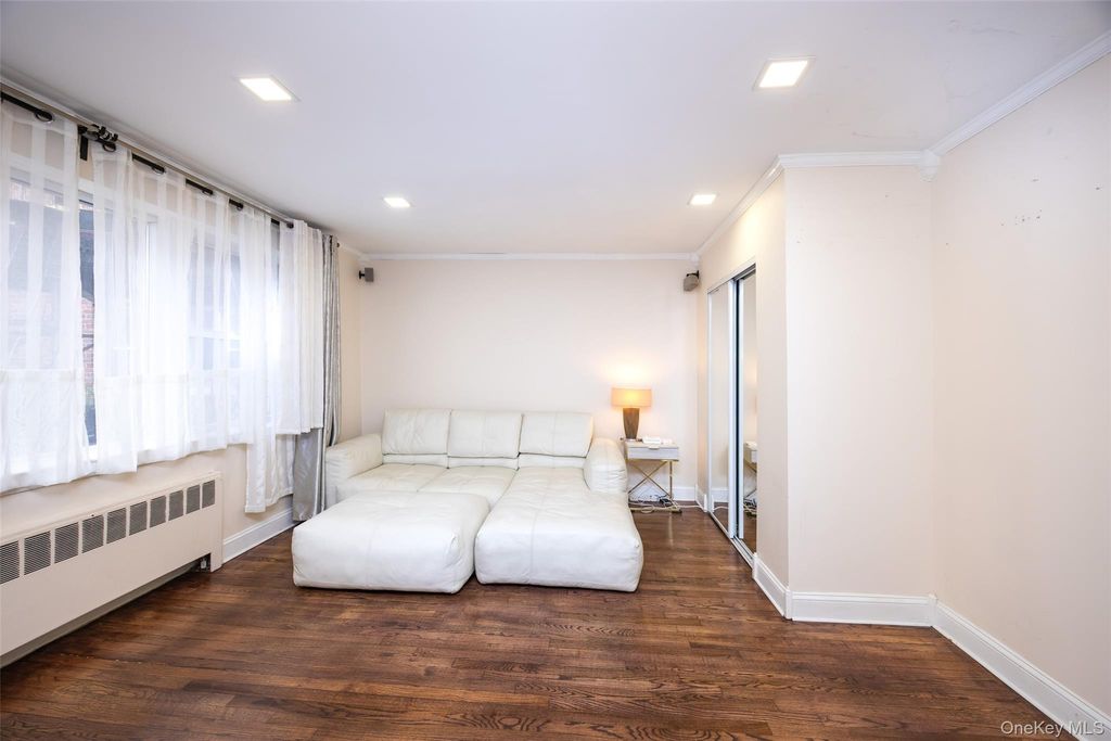 Photo of 13835 Jewel Avenue #1A, Kew Garden Hills, NY 11367 (MLS # 978362)