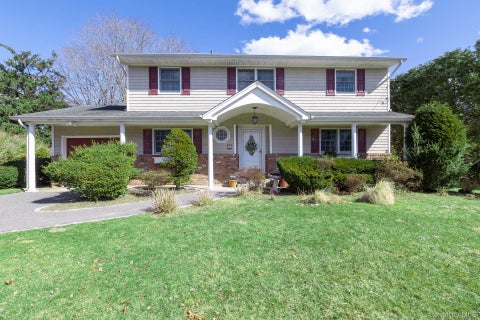 Homes For Sale - 23 Village Lane<br/> Hauppauge, NY 11788