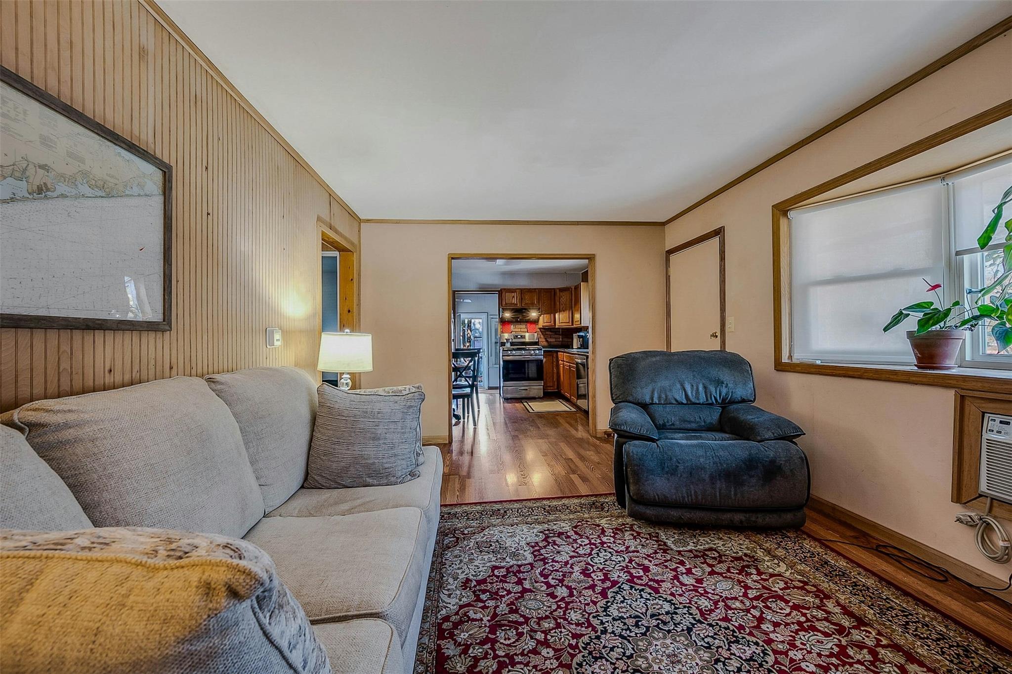 75 Royal Avenue, Flanders, New York image 6
