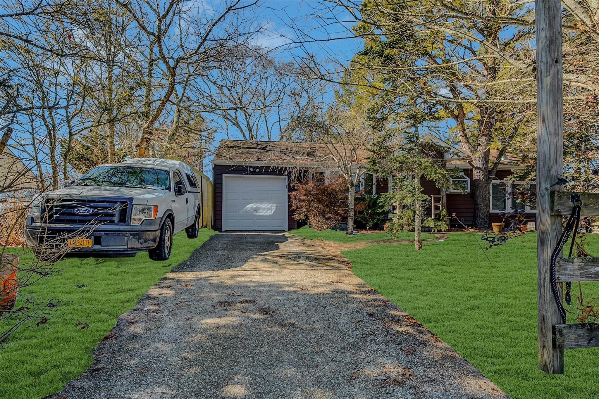 75 Royal Avenue, Flanders, New York image 3