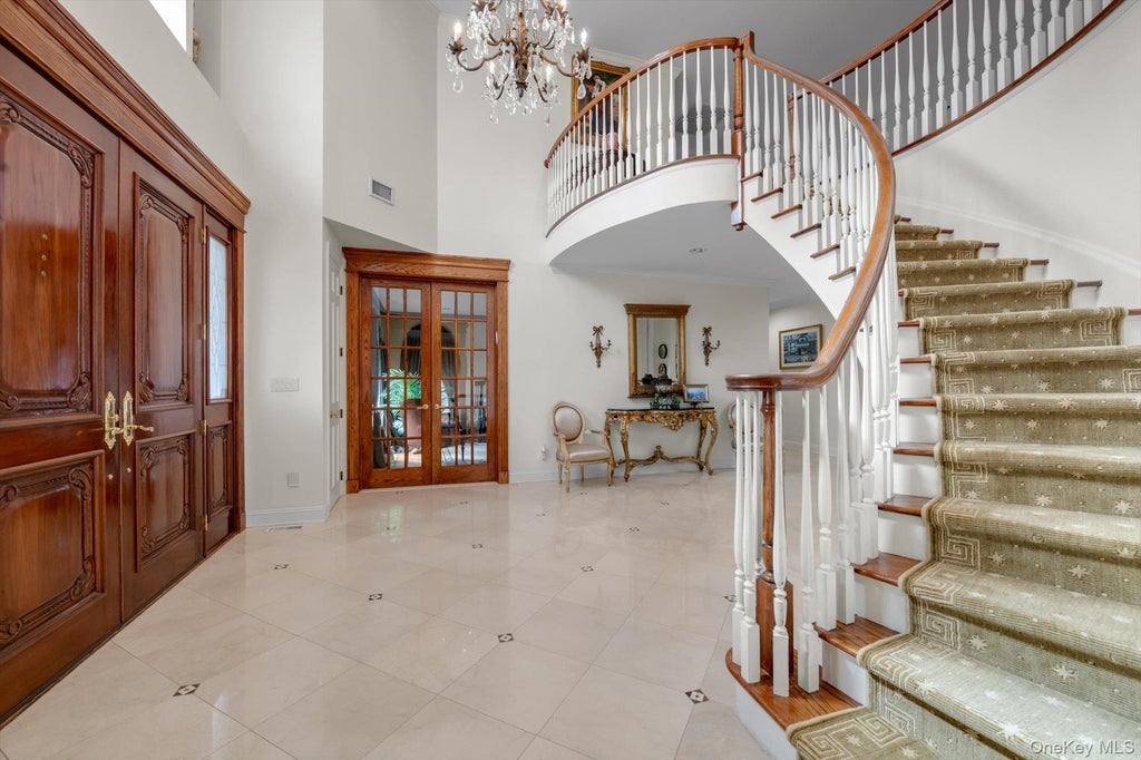 Photo of 11 Polo Drive, Old Westbury, NY 11568 (MLS # 1062443)
