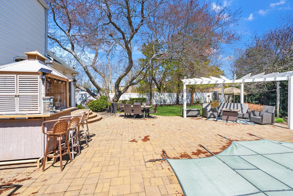21 Sharon Drive, Patchogue, New York image 37