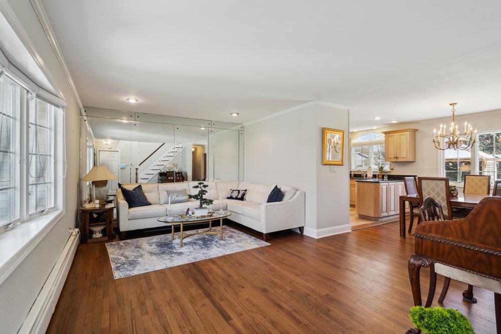 21 Sharon Drive, Patchogue, New York image 4
