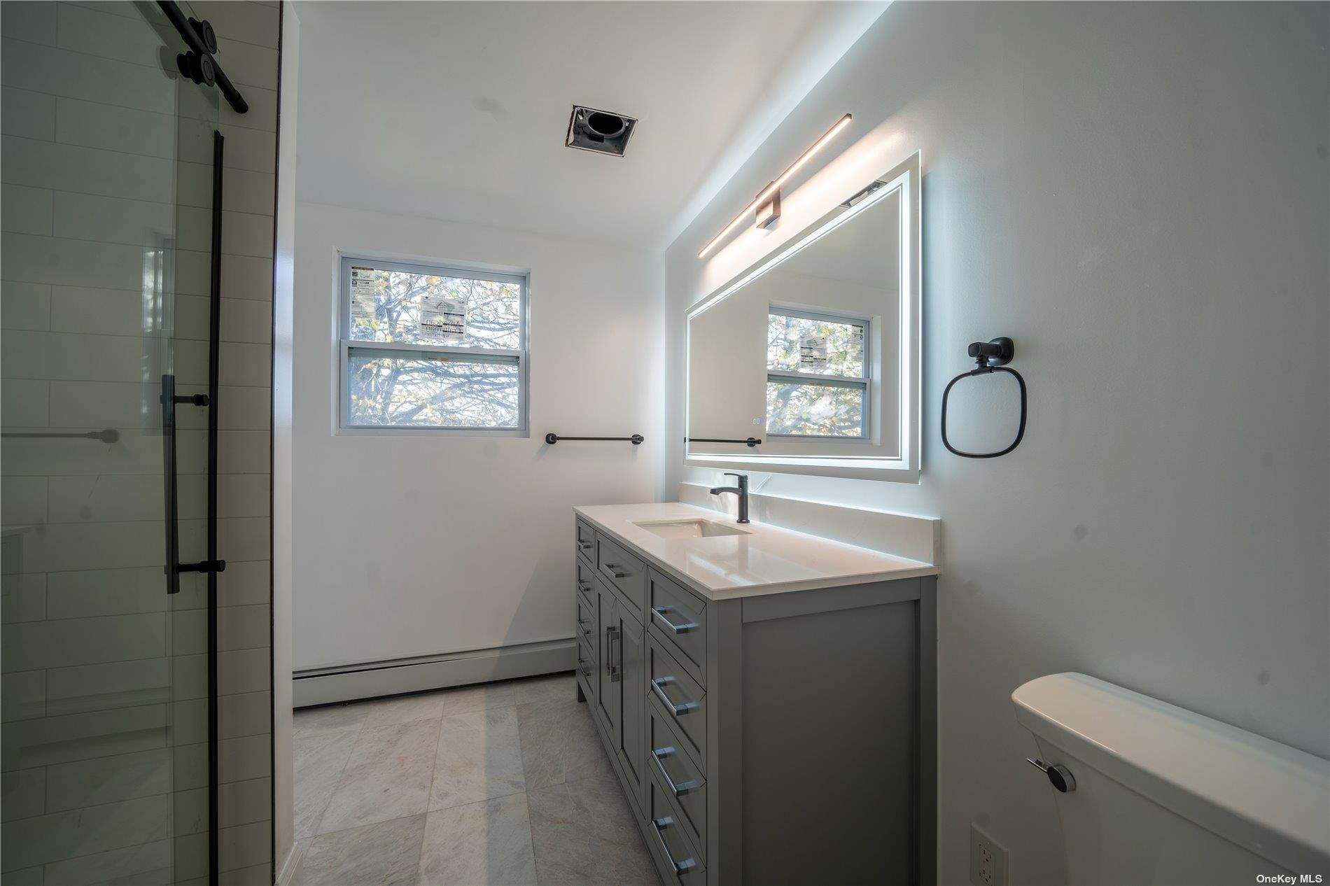 47 Kingfisher Road, Levittown, New York image 15